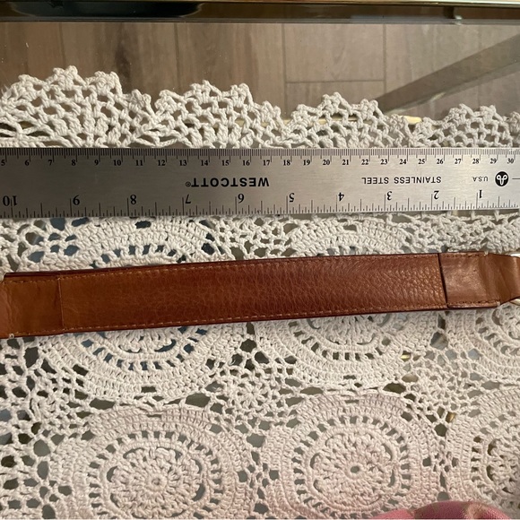 Dooney & Bourke signature hobo bag, pink sig fabric with leather trim - Picture 9 of 16